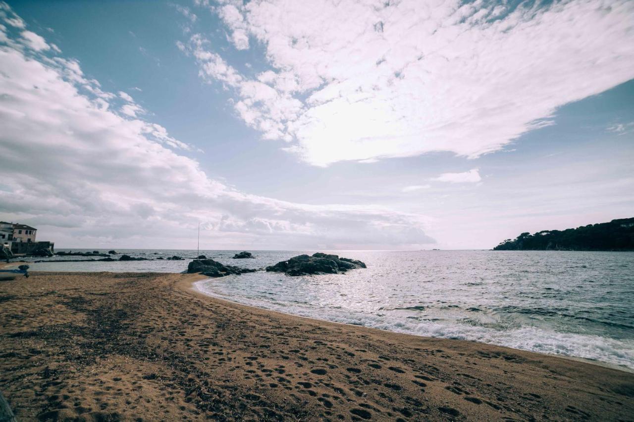 Apartamento Reformado A 2 Minutos De La Playa En Calella! Calella De Palafrugell Eksteriør bilde
